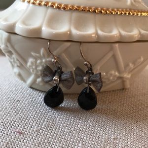 American Eagle Outfitters bow earrings